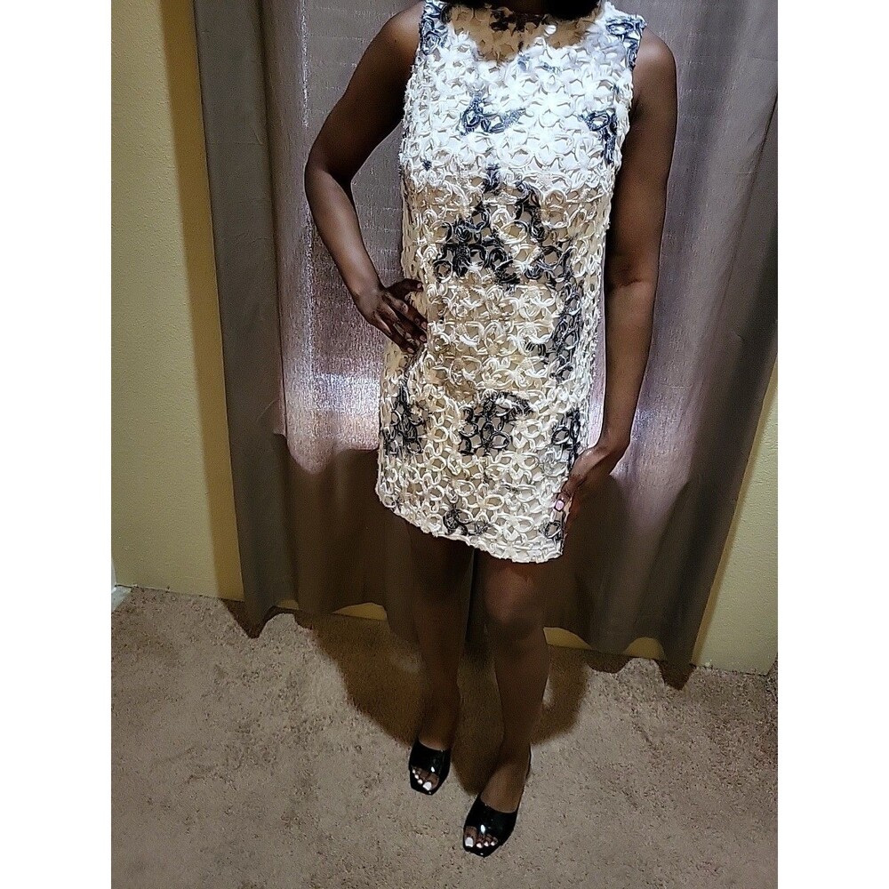 Hottie + Lord Victoria Dress Size 4 Cream/Grey  Foral  Sequin  $389